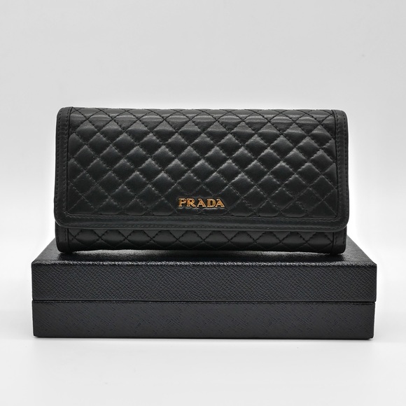 🍓PRADA NERO Quilted Wallet - Picture 2 of 12
